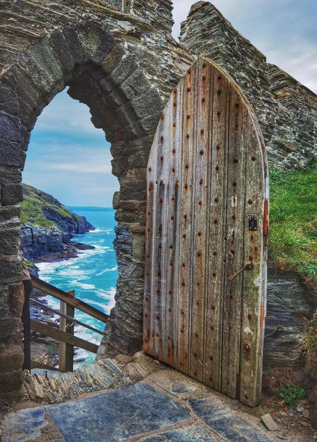 Polrunny Farm Seaberry Cottage With A Sea View And Log Burner ボスキャッスル エクステリア 写真