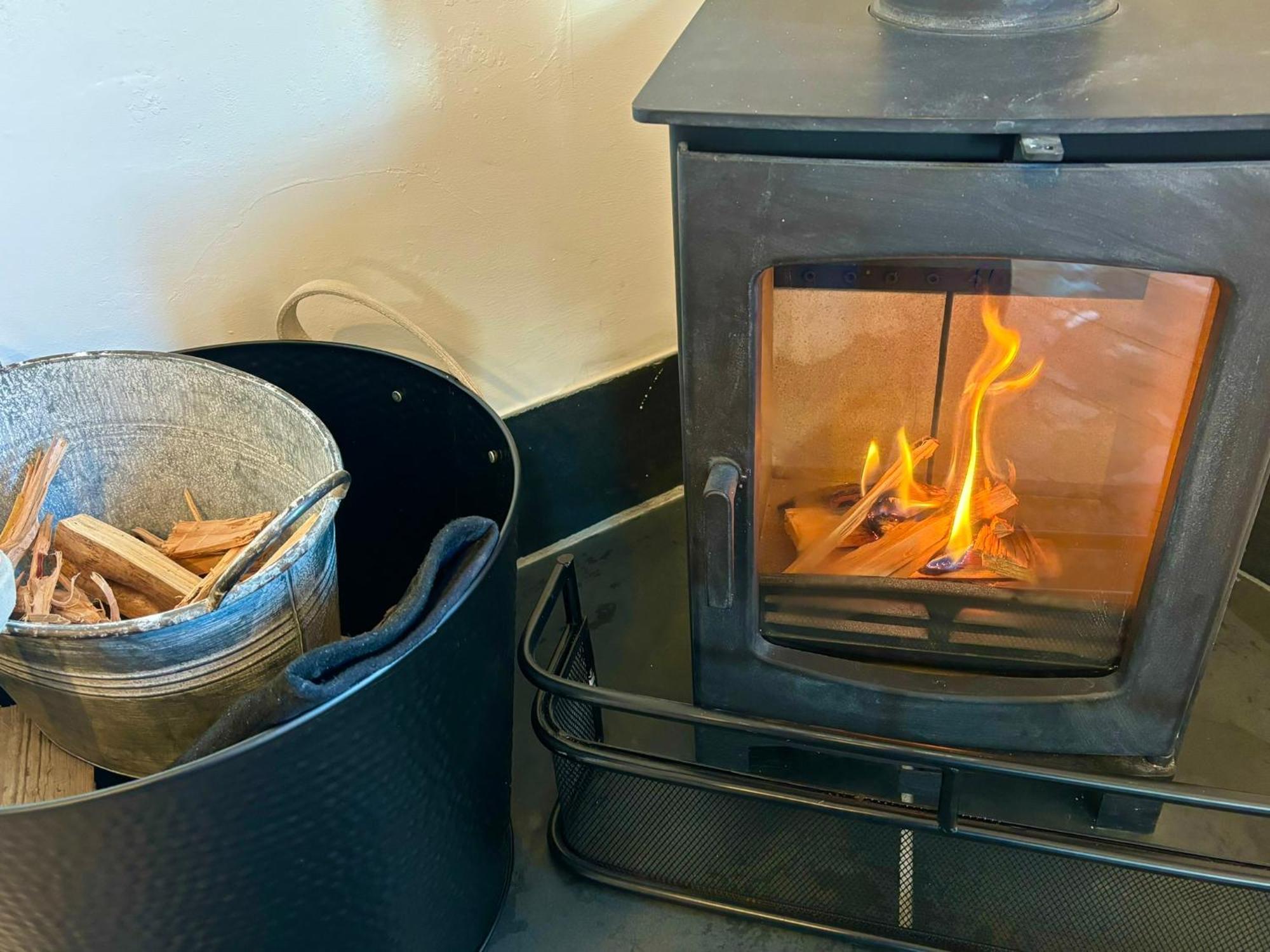 Polrunny Farm Seaberry Cottage With A Sea View And Log Burner ボスキャッスル エクステリア 写真