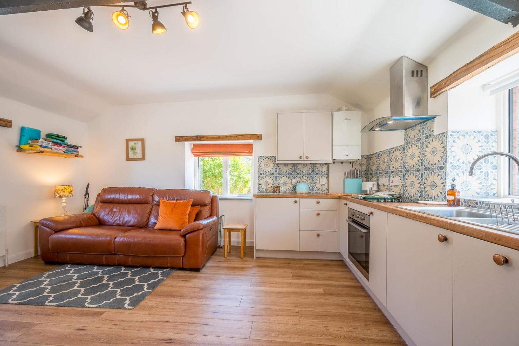 Polrunny Farm Seaberry Cottage With A Sea View And Log Burner ボスキャッスル エクステリア 写真